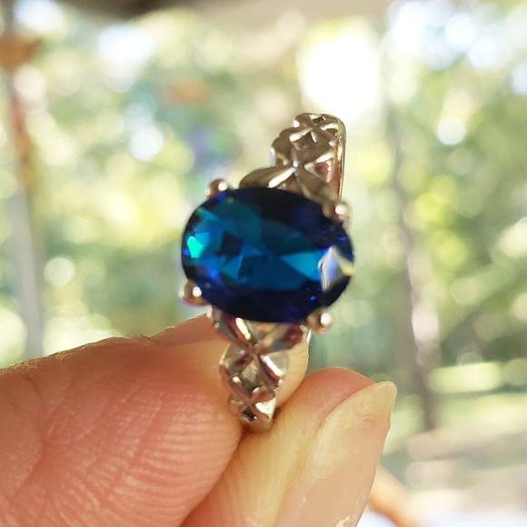 1/2CT BLUE TOURMALINE OVAL BRILLIANT CUT SIMPLE RING - Picture 6 of 12